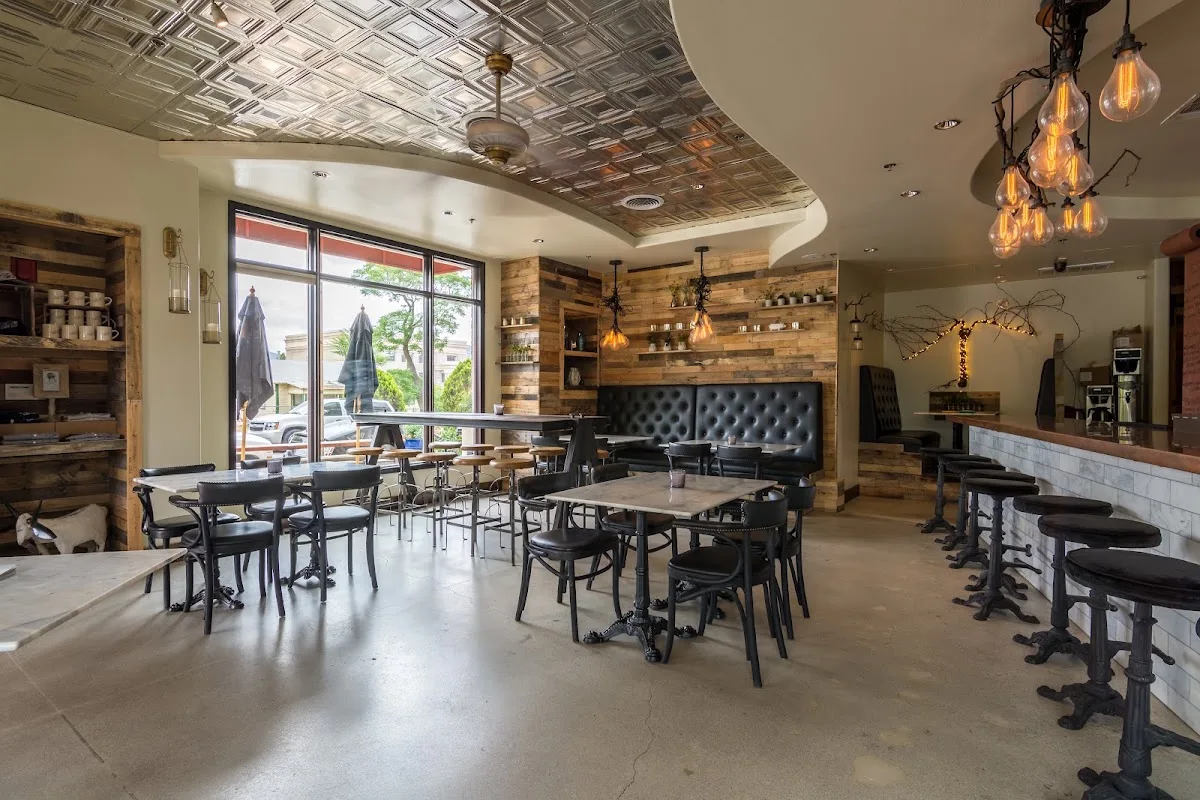 The Goat & Vine on Second Street